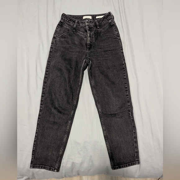 Guess Denim - Guess Women's Black High Rise Mom Jeans